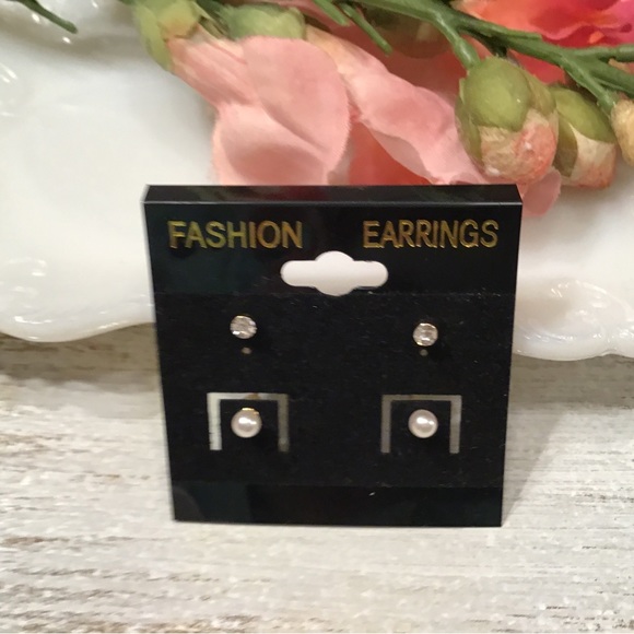 Pearl Earrings Bundle - Picture 4 of 8